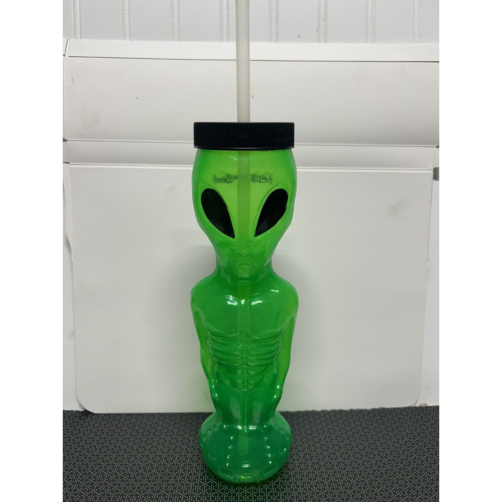 GREEN PLASTIC ALIEN DRINKING BOTTLE